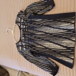 NIC+ZOE Black and White Patterned Top